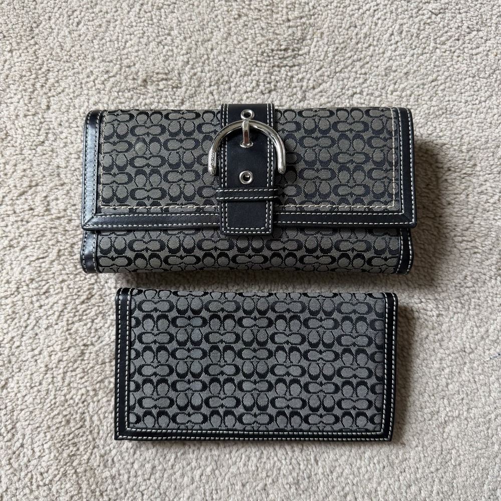 Vintage Y2K Coach Soho Signature Logo Buckle Trifold Wallet Black W/ Checkbook